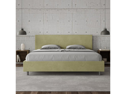 Green Bed, 200 x 200 cm